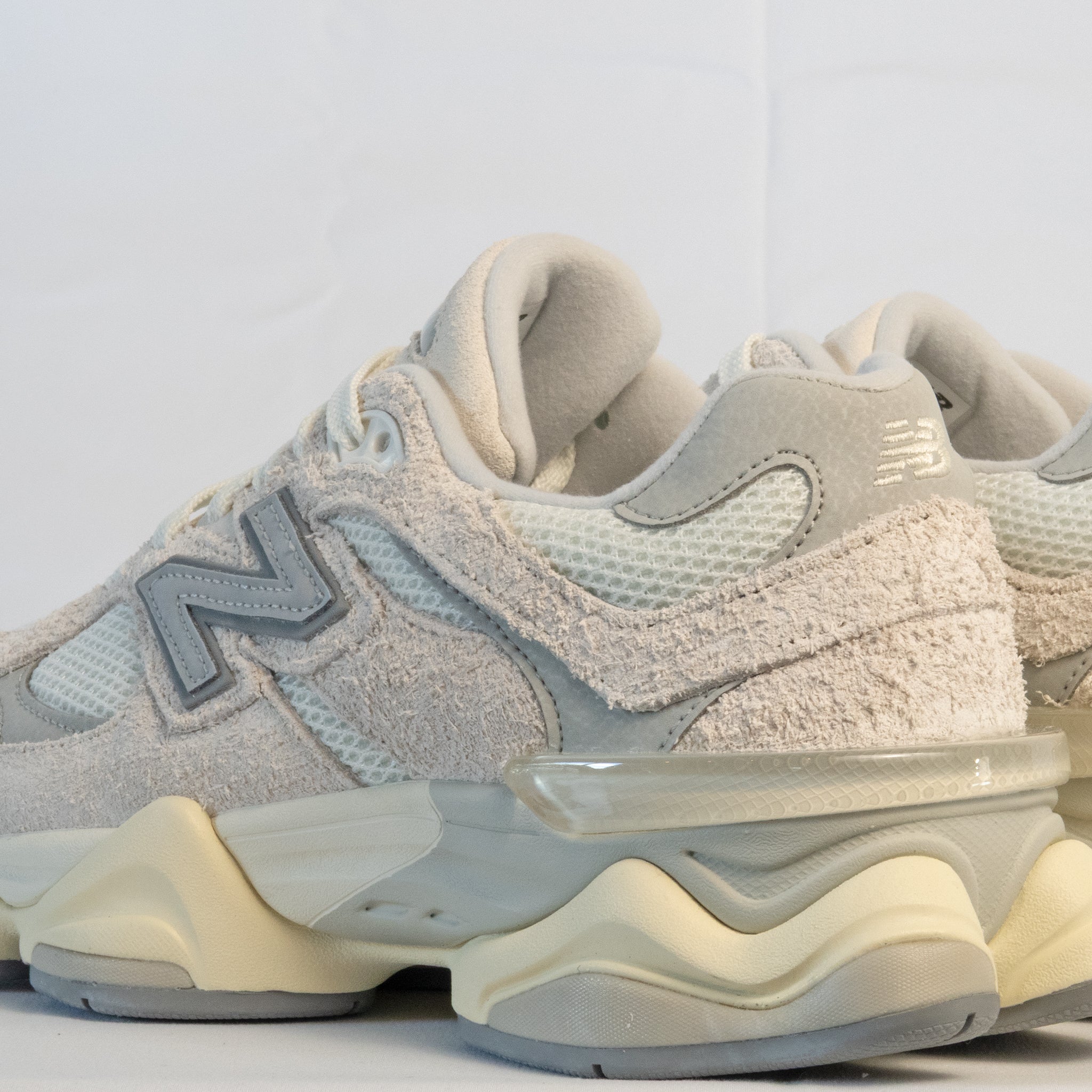 New Balance 9060 Moonbeam Sea Salt Beige - U9060HSC - Men's and Women's Sneakers > Sneakers > New Balance 9060 > Low - Top Sneakers
