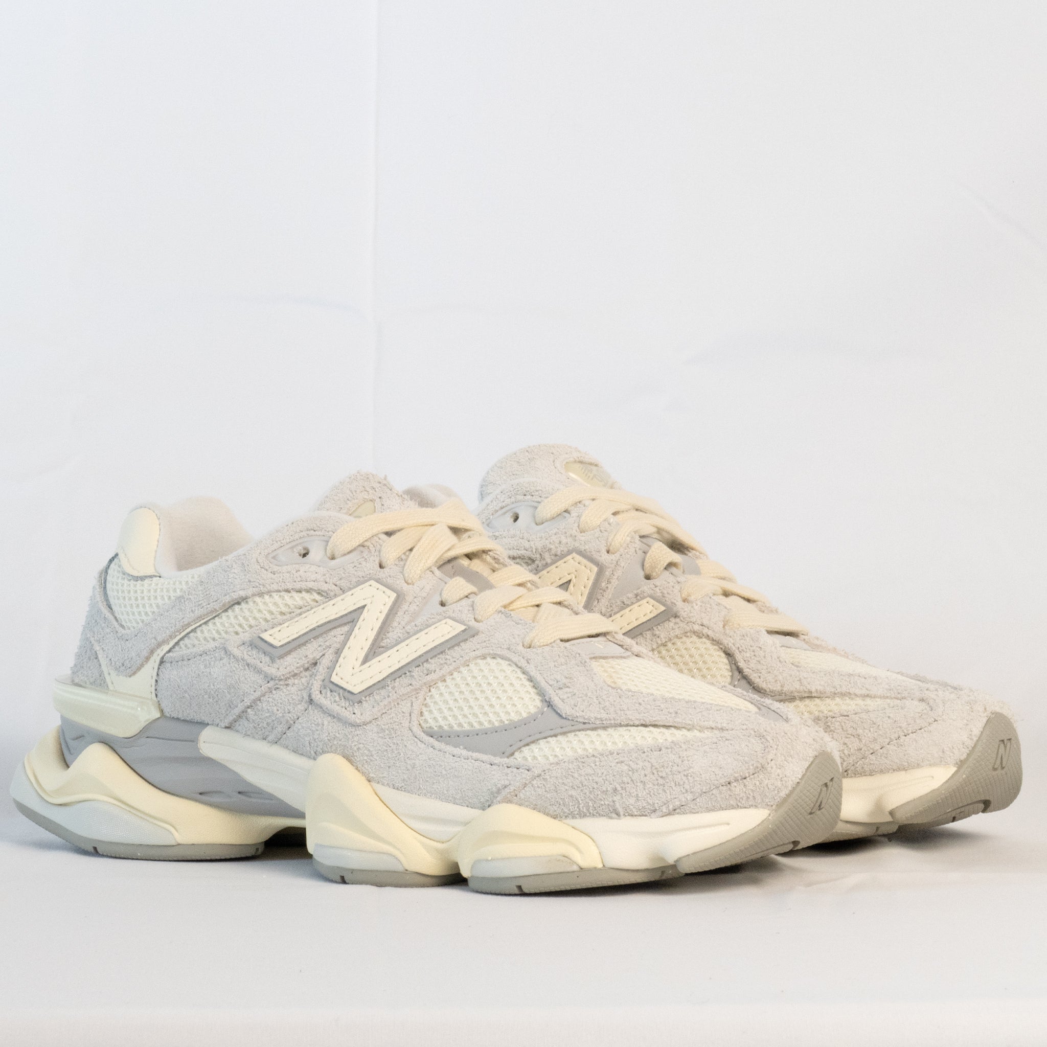 New Balance 9060 Quartz Grey - U9060HSA - Men's and Women's Sneakers > Sneakers > New Balance 9060 > Low - Top Sneakers