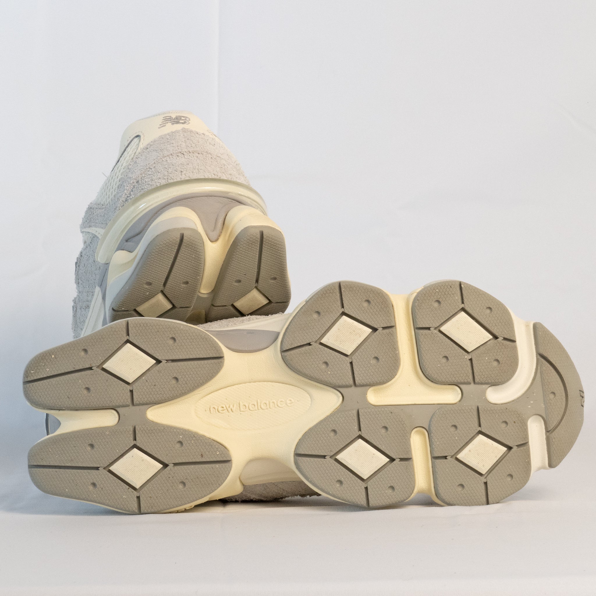 New Balance 9060 Quartz Grey - U9060HSA - Men's and Women's Sneakers > Sneakers > New Balance 9060 > Low - Top Sneakers