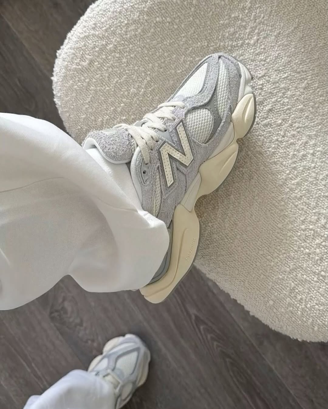 New Balance 9060 Quartz Grey - U9060HSA - Men's and Women's Sneakers > Sneakers > New Balance 9060 > Low - Top Sneakers