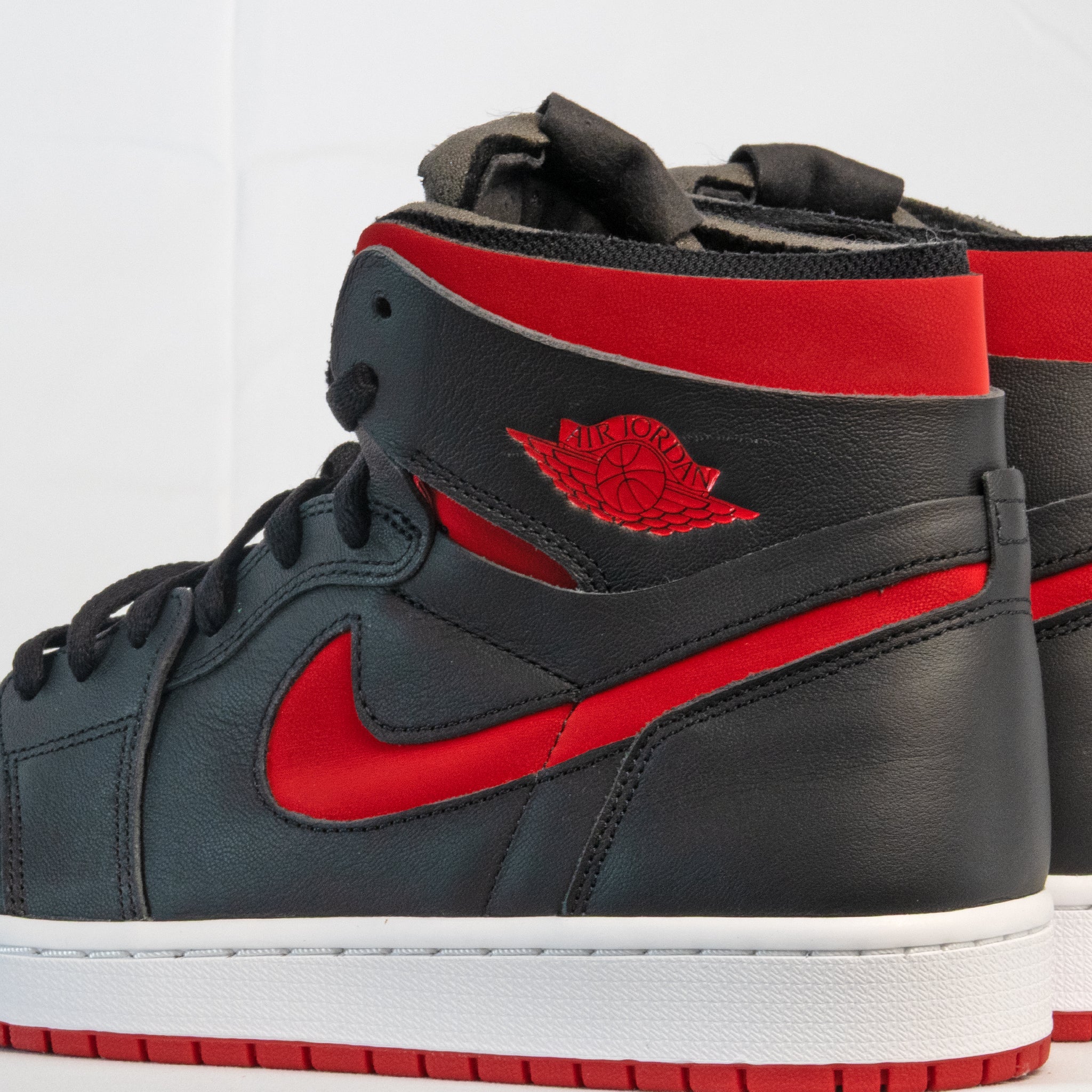 Nike Air Jordan 1 High Zoom Air CMFT Bred - CT0979 - 006 - sneakers