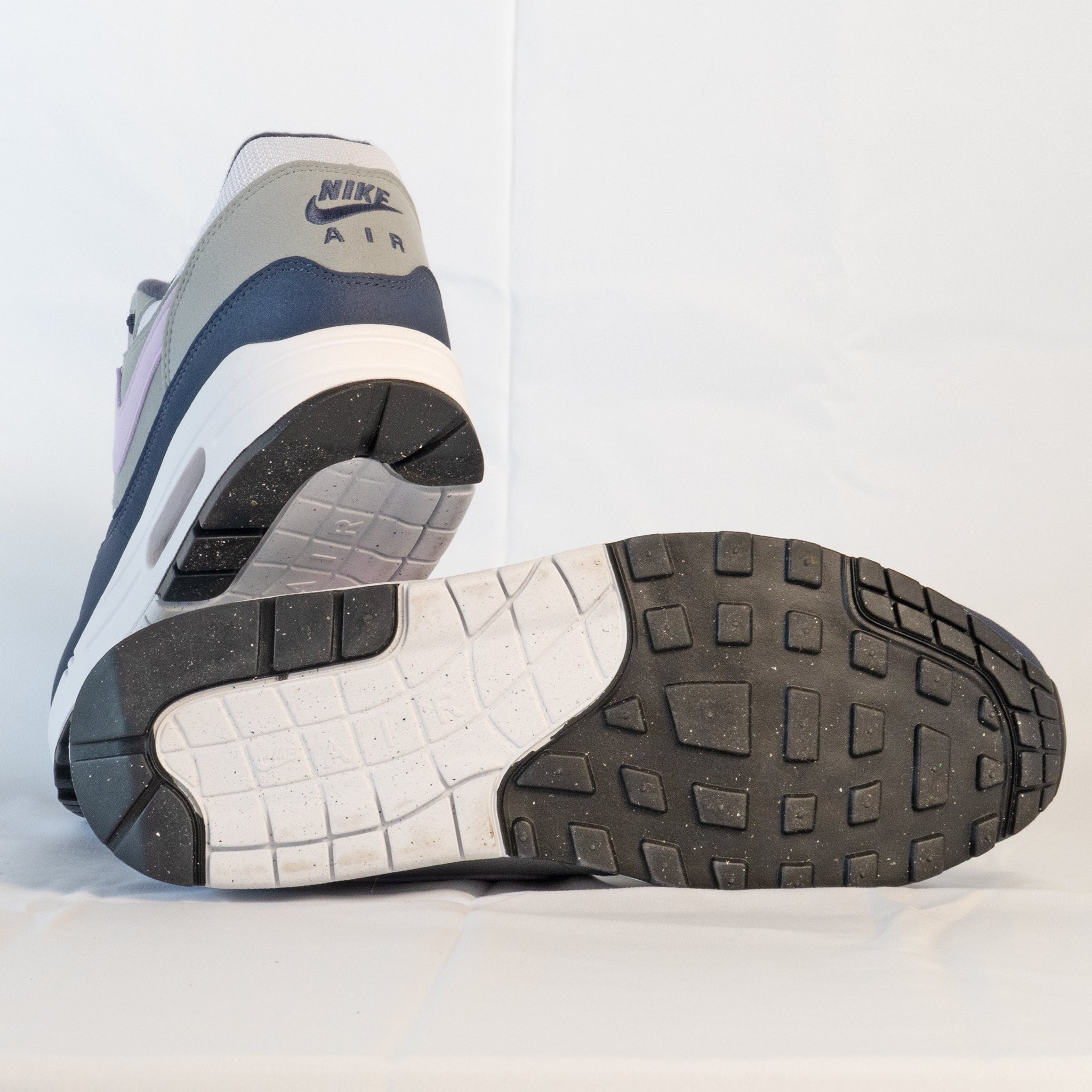 Nike Air Max 1 Obsidian Lilac Bloom - FD9082 - 001 - Men's and Women's Sneakers > Sneakers > Air Max 1 > Low - Top Sneakers