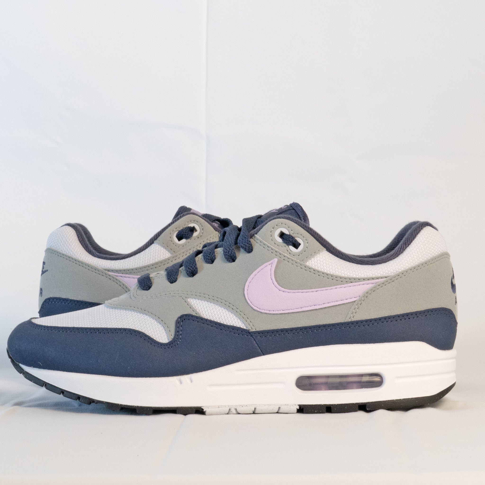 Nike Air Max 1 Obsidian Lilac Bloom - FD9082 - 001 - Men's and Women's Sneakers > Sneakers > Air Max 1 > Low - Top Sneakers