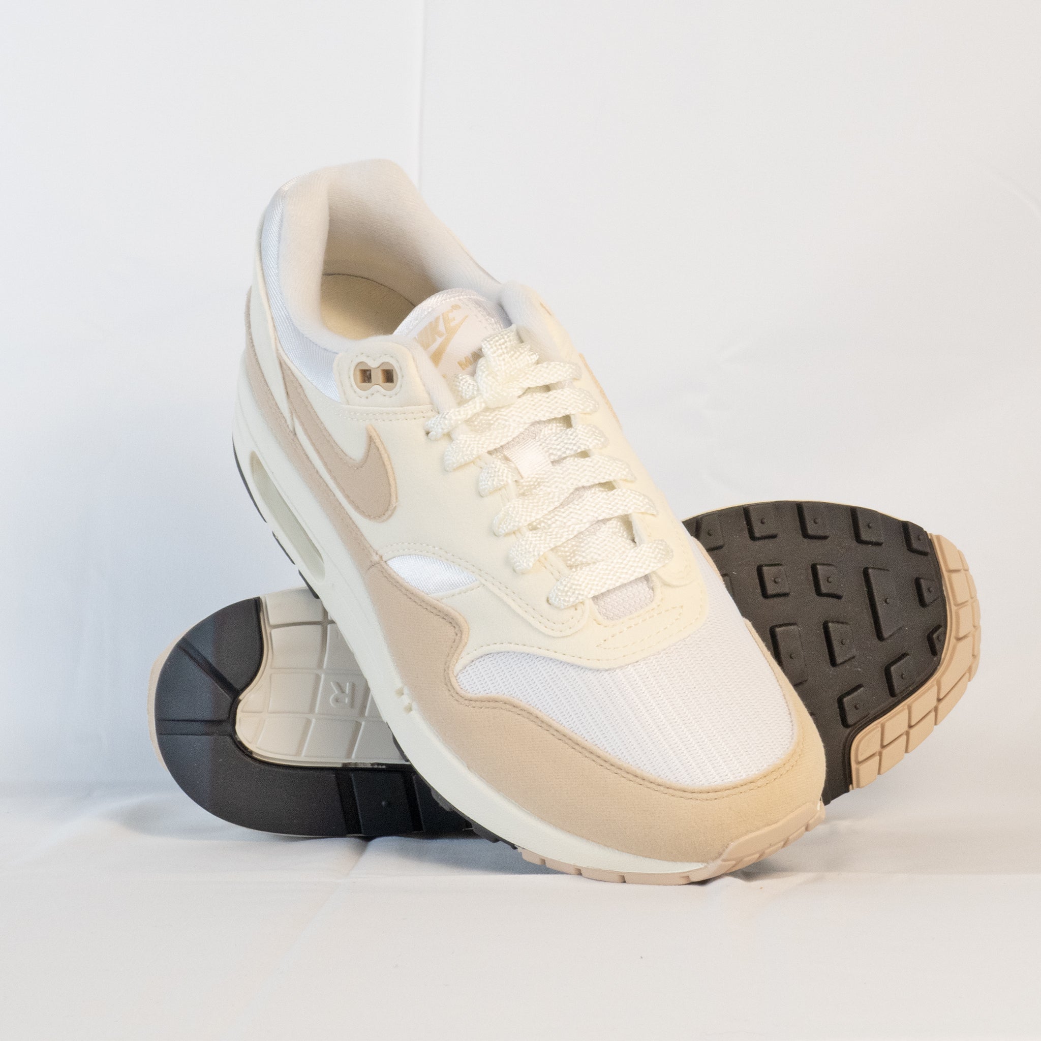 Nike Air Max 1 Pale Ivory - DZ2628 - 101 - Men's and Women's Sneakers > Sneakers > Air Max 1 > Low - Top Sneakers