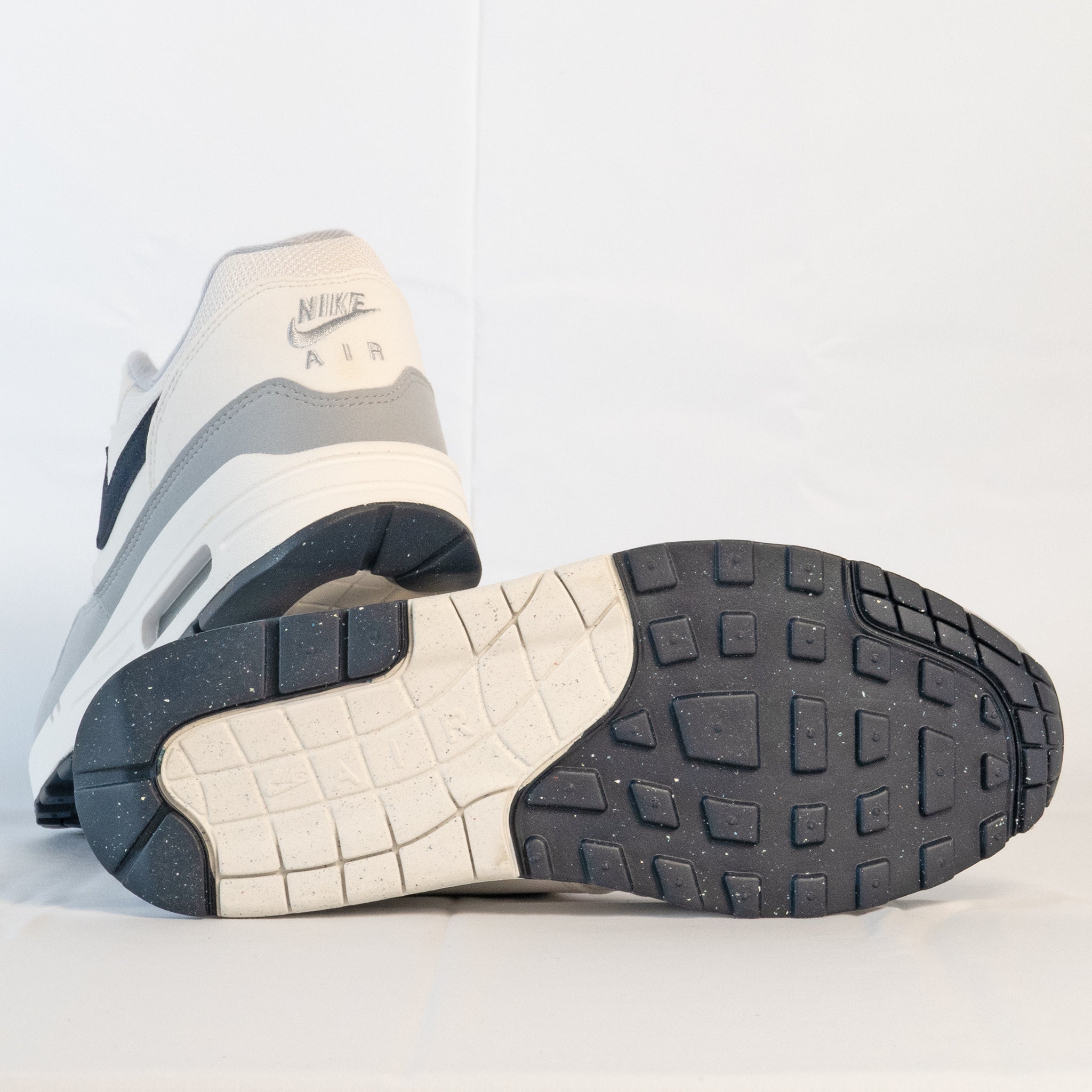 Nike Air Max 1 Pure Platinum - FD9082 - 002 - Men's and Women's Sneakers > Sneakers > Air Max 1 > Low - Top Sneakers