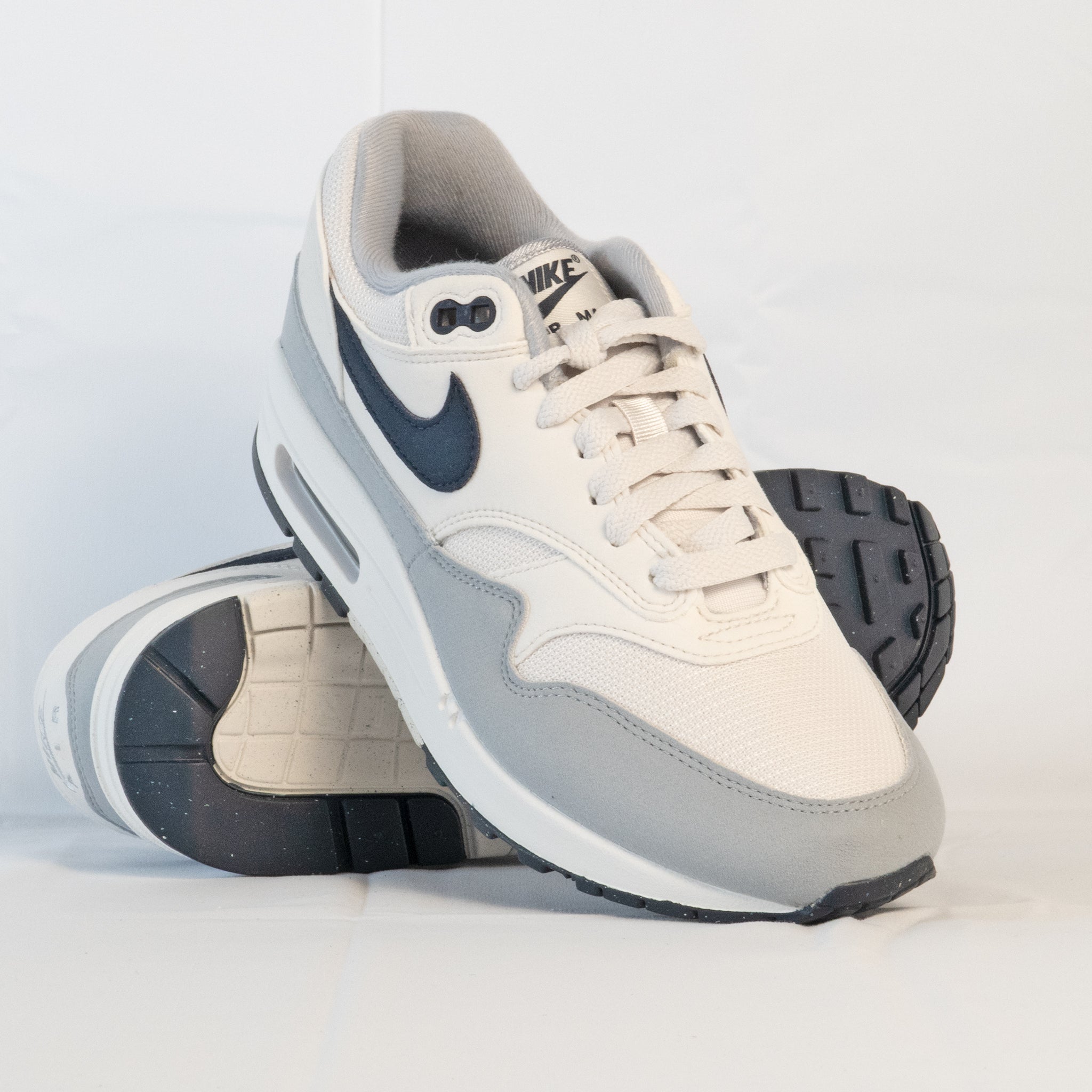 Nike Air Max 1 Pure Platinum - FD9082 - 002 - Men's and Women's Sneakers > Sneakers > Air Max 1 > Low - Top Sneakers