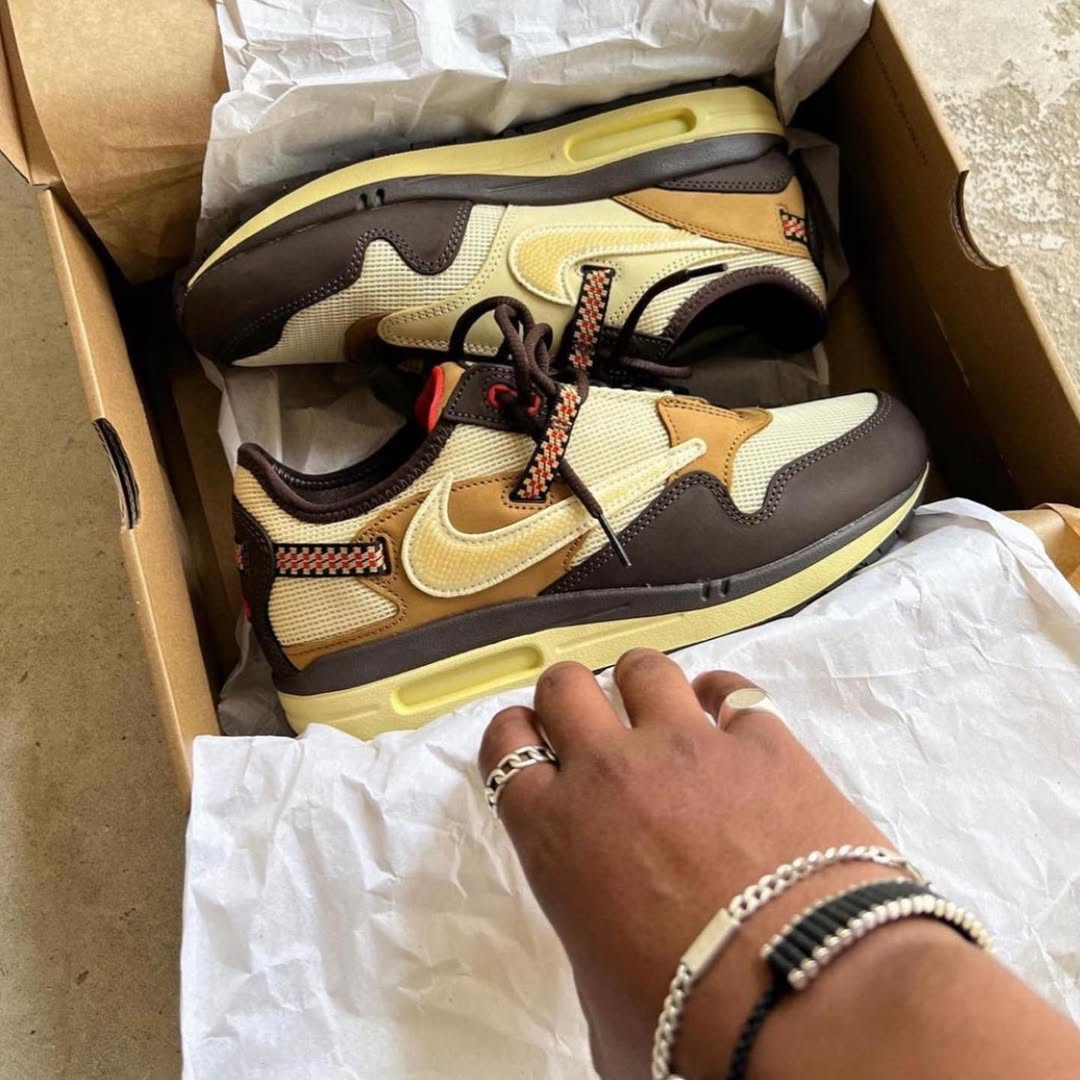 Nike Air Max 1 Travis Scott Cactus Jack Baroque Brown - DO9392 - 200 - Men's and Women's Sneakers > Sneakers > Air Max 1 > Low - Top Sneakers