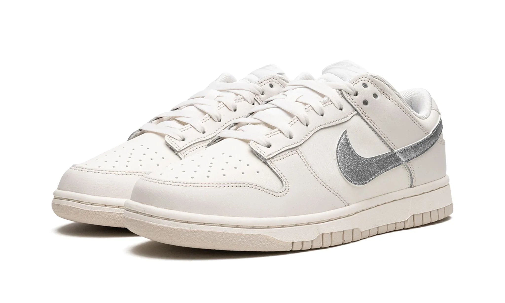 Nike Dunk Low "Oxygen Purple" - DX5930-100 - Sneakers