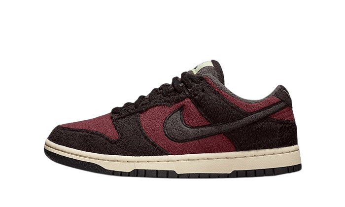 Nike Dunk Low SE Fleece Burgundy Crush - DQ7579 - 600 - Men's and Women's Sneakers > Sneakers > Nike Dunk > Low - Top Sneakers