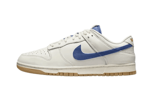 Nike Dunk Low SE Sail Dark Marina Blue