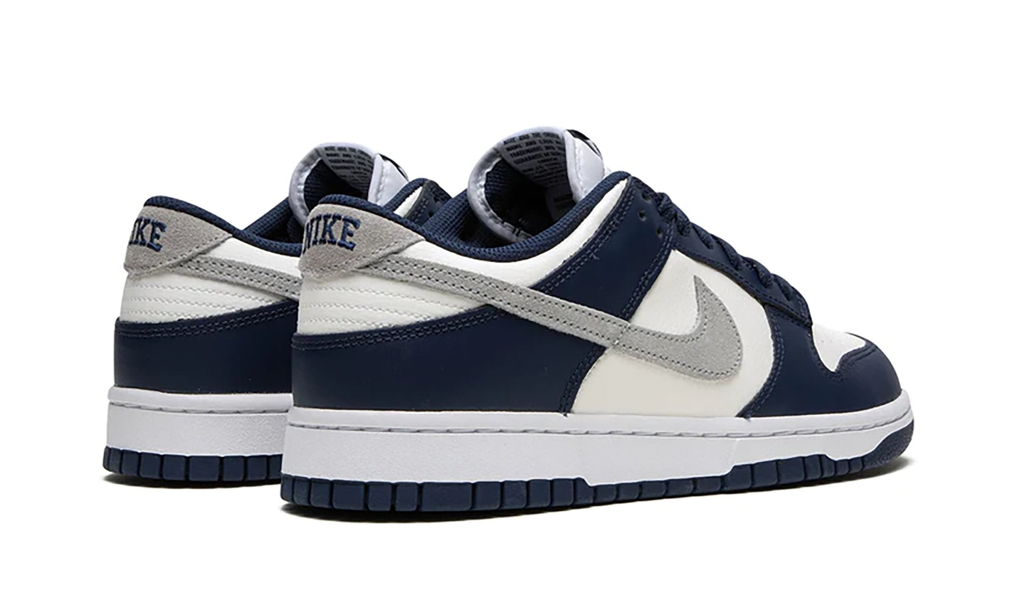 Nike Dunk Low "Summit White Midnight Navy" - FD9749-400 - Sneakers