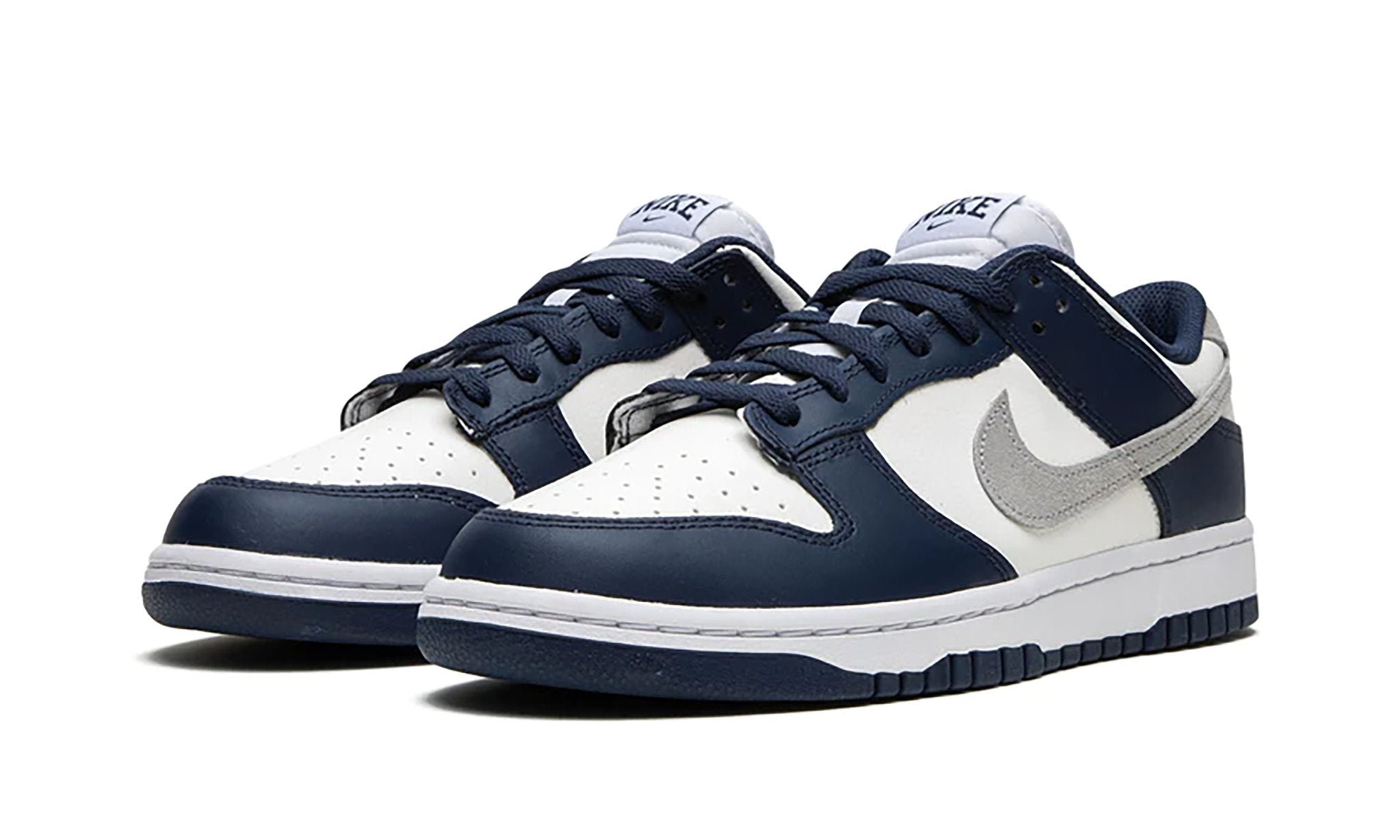 Nike Dunk Low "Summit White Midnight Navy" - FD9749-400 - Sneakers