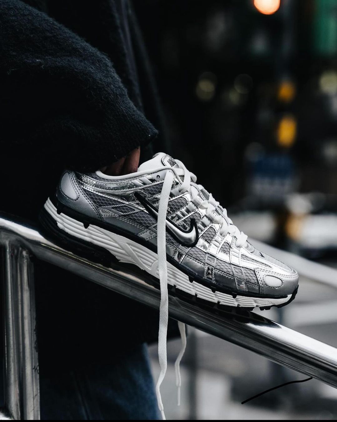 Nike P - 6000 Metallic Silver - CN0149 - 001 - Men's and Women's Sneakers > Sneakers > P - 6000 > Low - Top Sneakers