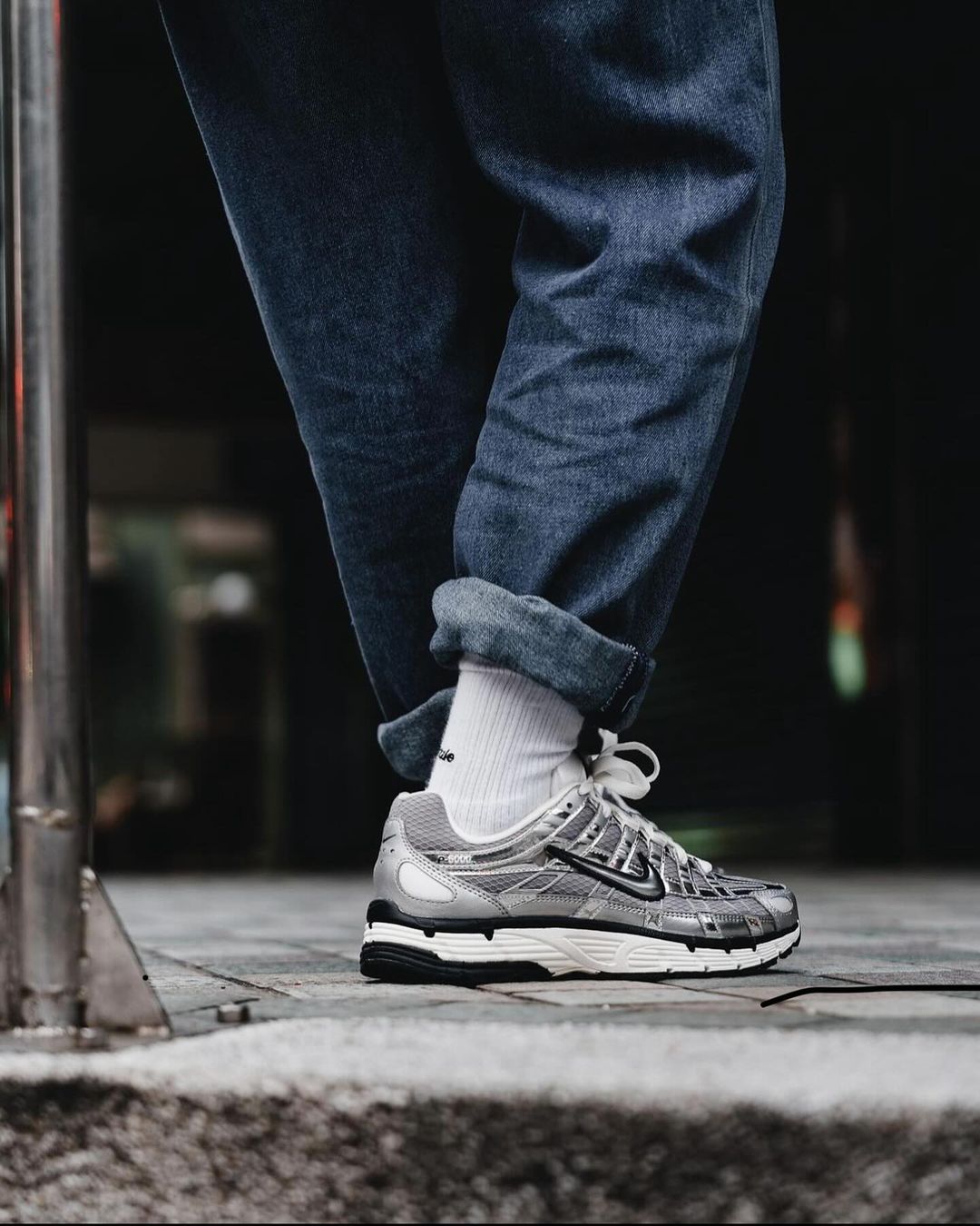 Nike P - 6000 Metallic Silver - CN0149 - 001 - Men's and Women's Sneakers > Sneakers > P - 6000 > Low - Top Sneakers