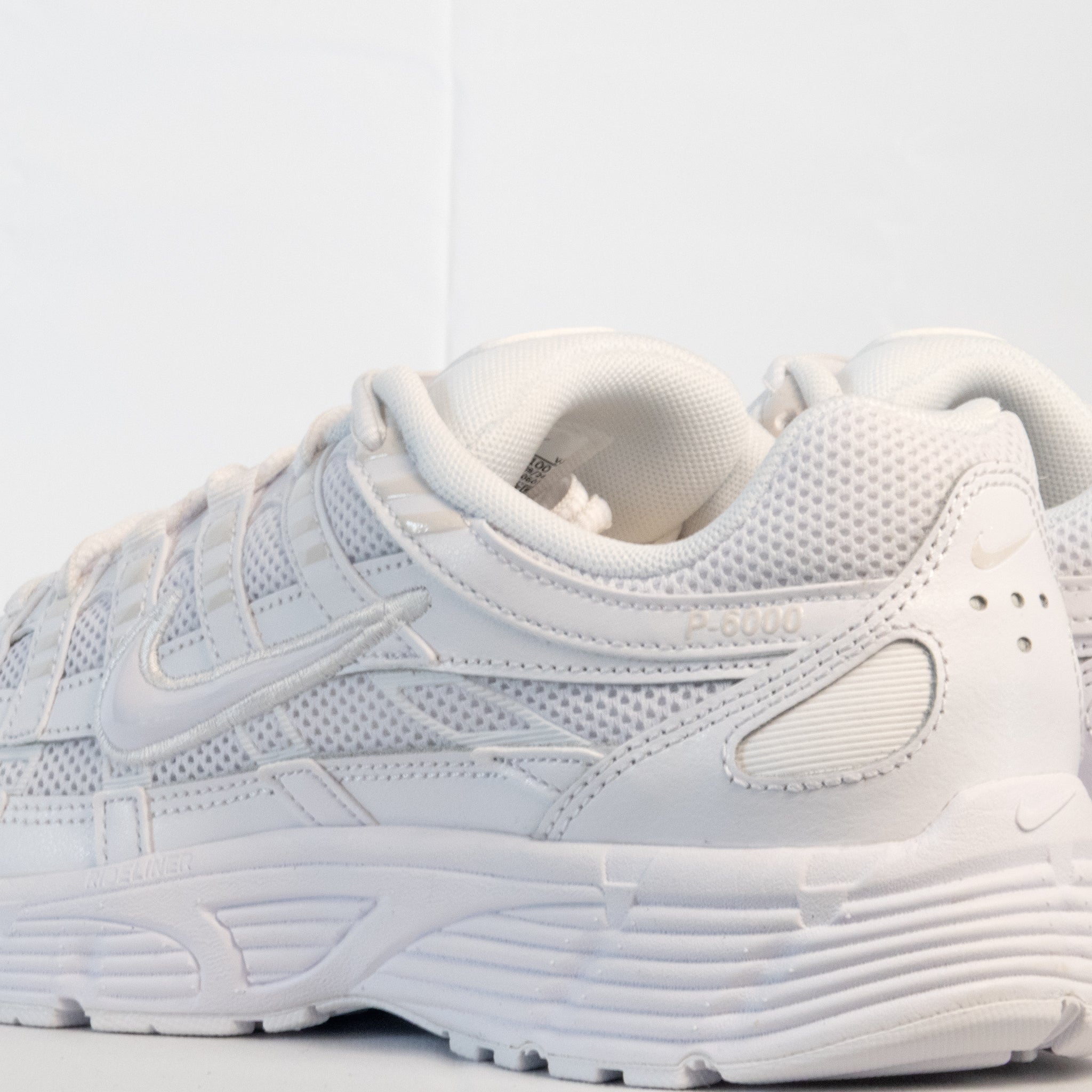 Nike P - 6000 Triple White - CD6404 - 100 - Men's and Women's Sneakers > Sneakers > P - 6000 > Low - Top Sneakers