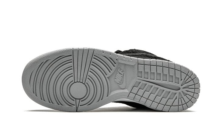 Nike SB Dunk Low BE@RBRICK Medicom Toy - CZ5127 - 001 - sneakers