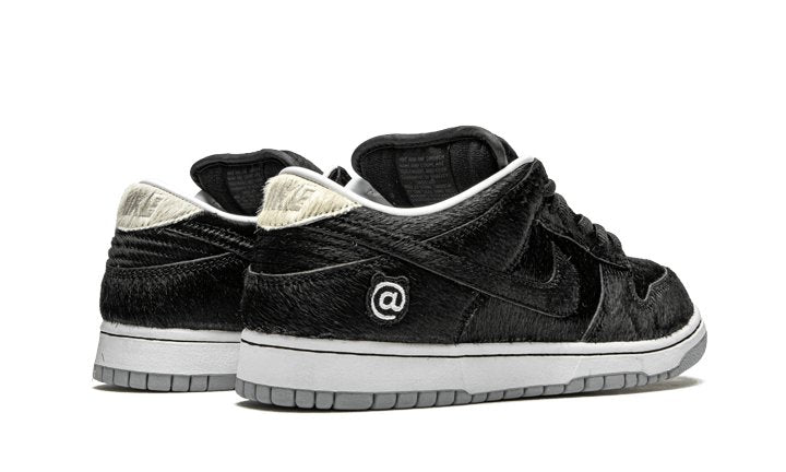 Nike SB Dunk Low BE@RBRICK Medicom Toy - CZ5127 - 001 - sneakers
