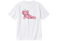 Uniqlo T-Shirt KAWS Pink Graphic