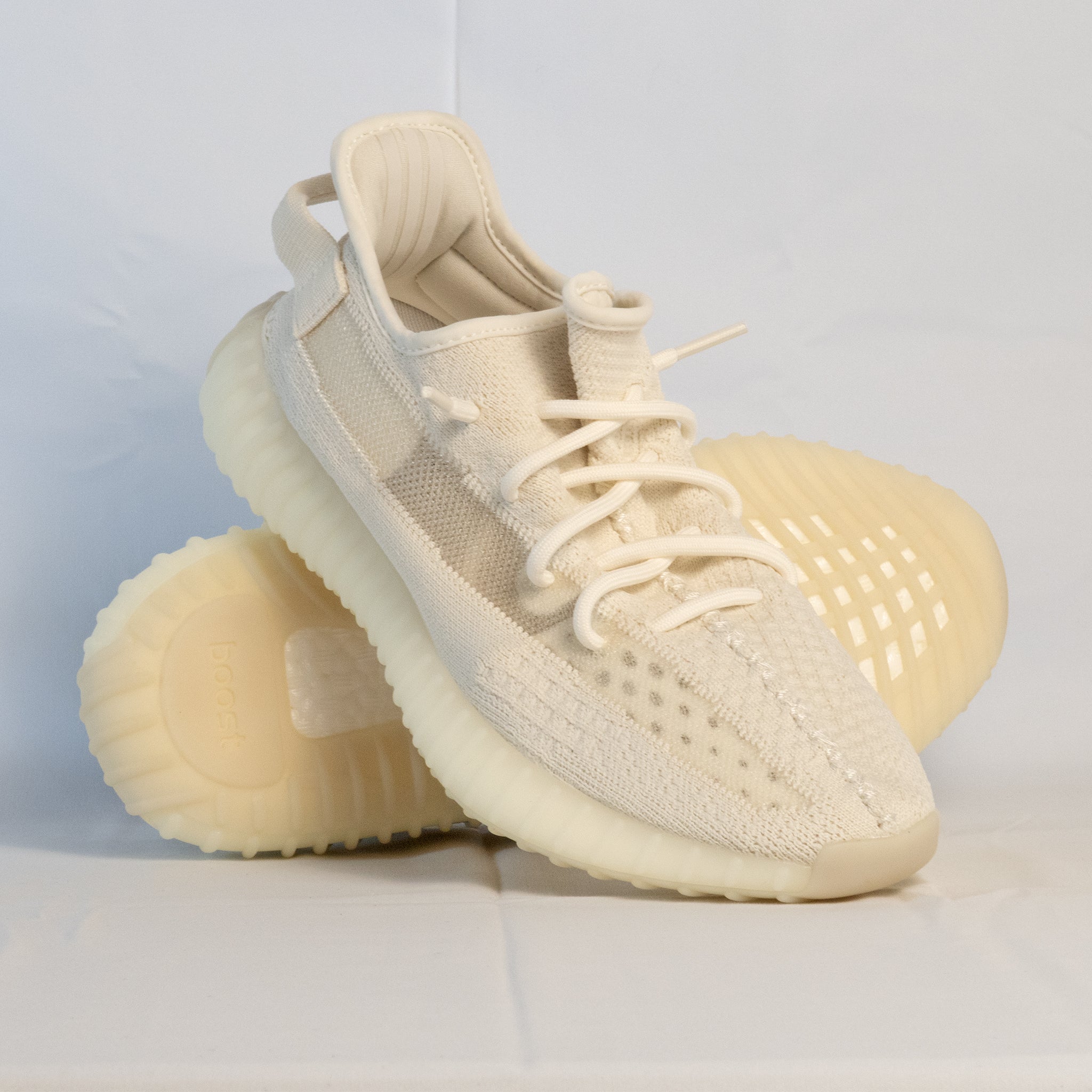 Yeezy Boost 350 V2 Bone - HQ6316 - Men's and Women's Sneakers > Sneakers > Yeezy 350 > Low - Top Sneakers