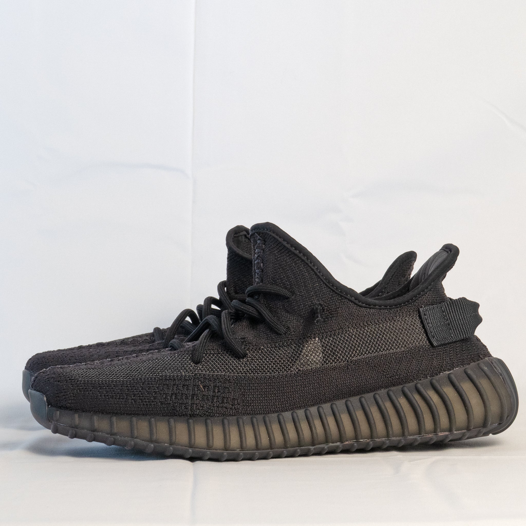 Onyx Black Yeezy 350 V2 Adidas Adidas Yeezy Boost 350 V2 (Onyx)